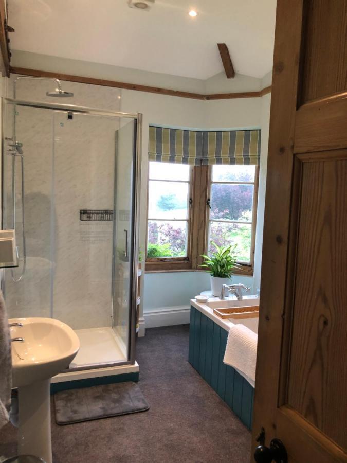 The Hollow Bed And Breakfast Great Longstone Exteriör bild