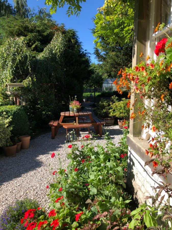 The Hollow Bed And Breakfast Great Longstone Exteriör bild