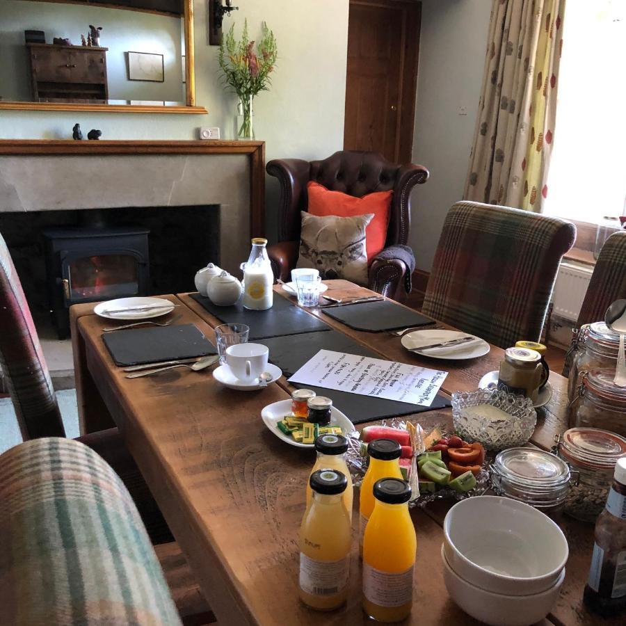 The Hollow Bed And Breakfast Great Longstone Exteriör bild