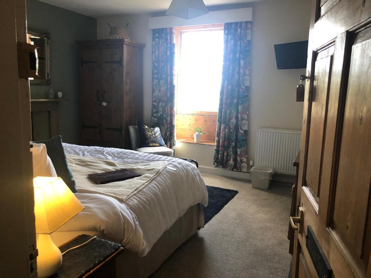 The Hollow Bed And Breakfast Great Longstone Exteriör bild